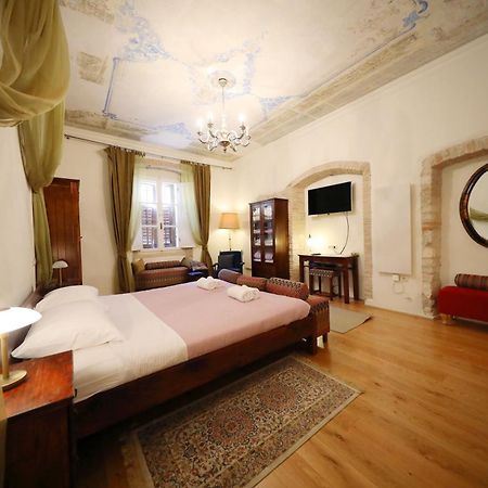 Petrizio Palace Задар Екстериор снимка